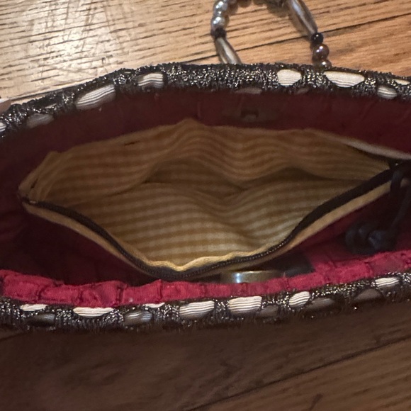 Vintage Occhio Black and Cream Lace Clutch - Picture 6 of 6